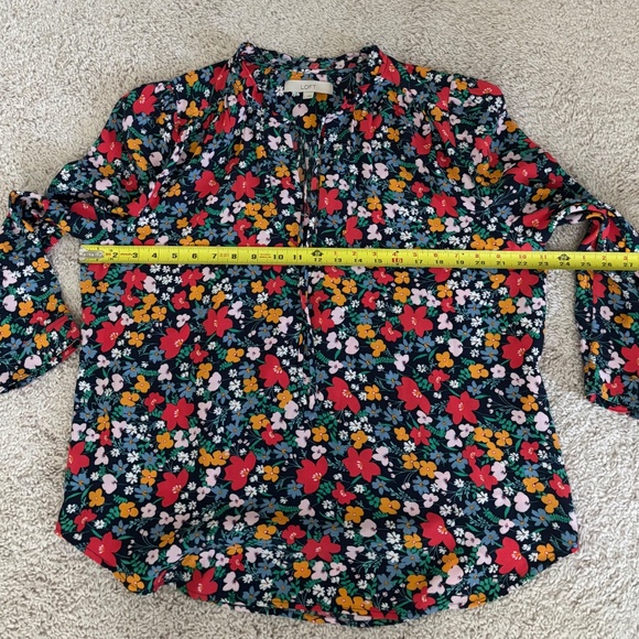 Loft Women's Floral Blouse Size L - Picture 14 of 14